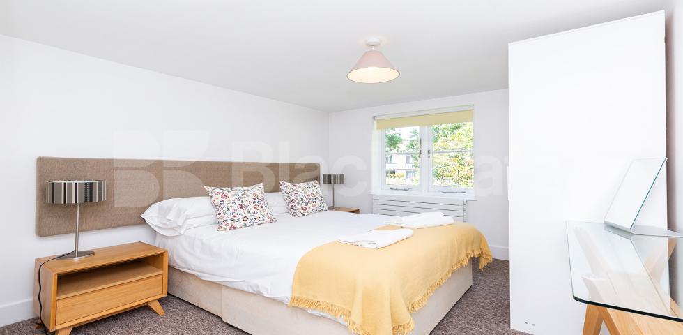 			NEW INSTRUCTION!, 2 Bedroom, 1 bath, 1 reception Flat			 Gower Street, BLOOMSBURY